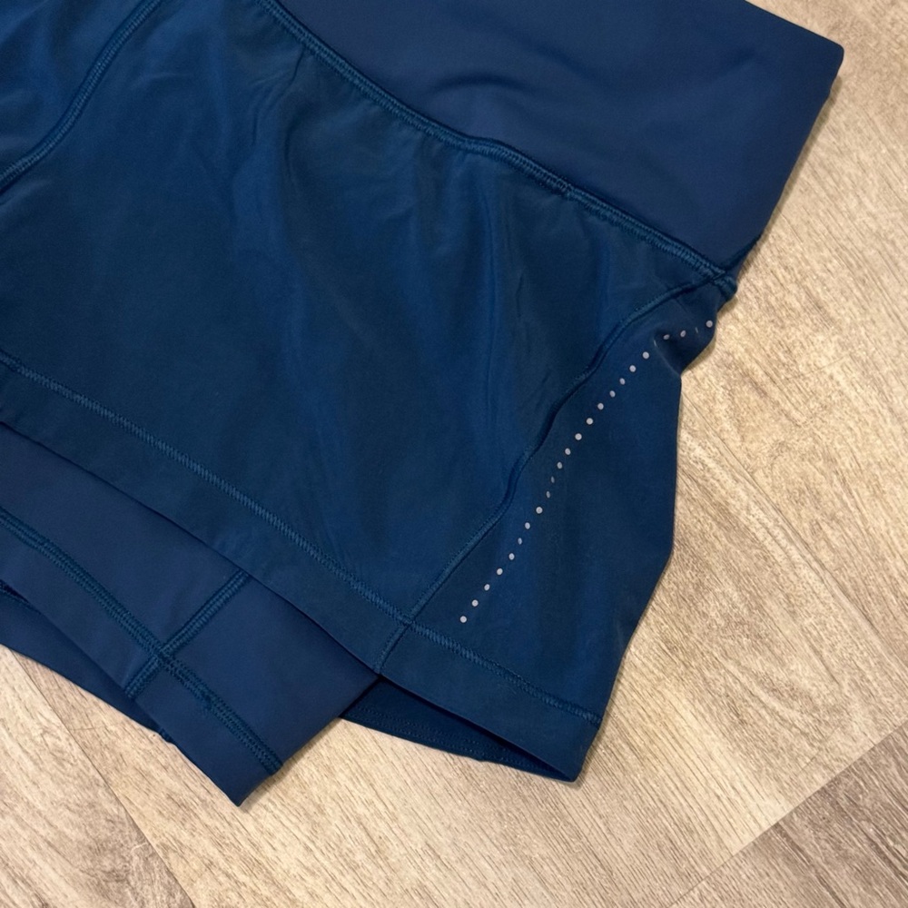 NEW Lululemon Break Free Short 2.5" Inseam Night Tide Lined Shorts - Size 6 - Picture 5 of 9